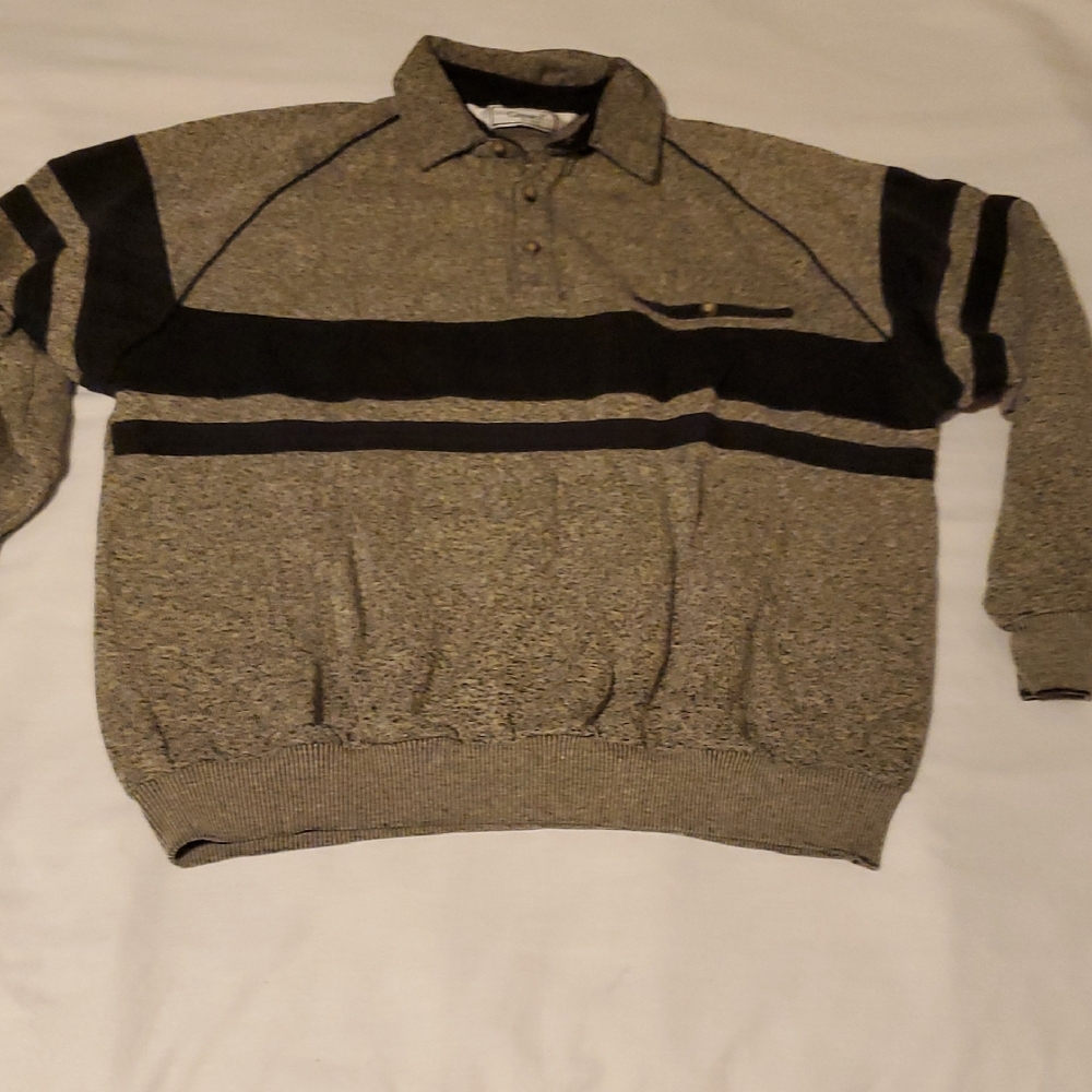 Classics by Pamland Two Tone Striped Banded Sweater in Heather Gray